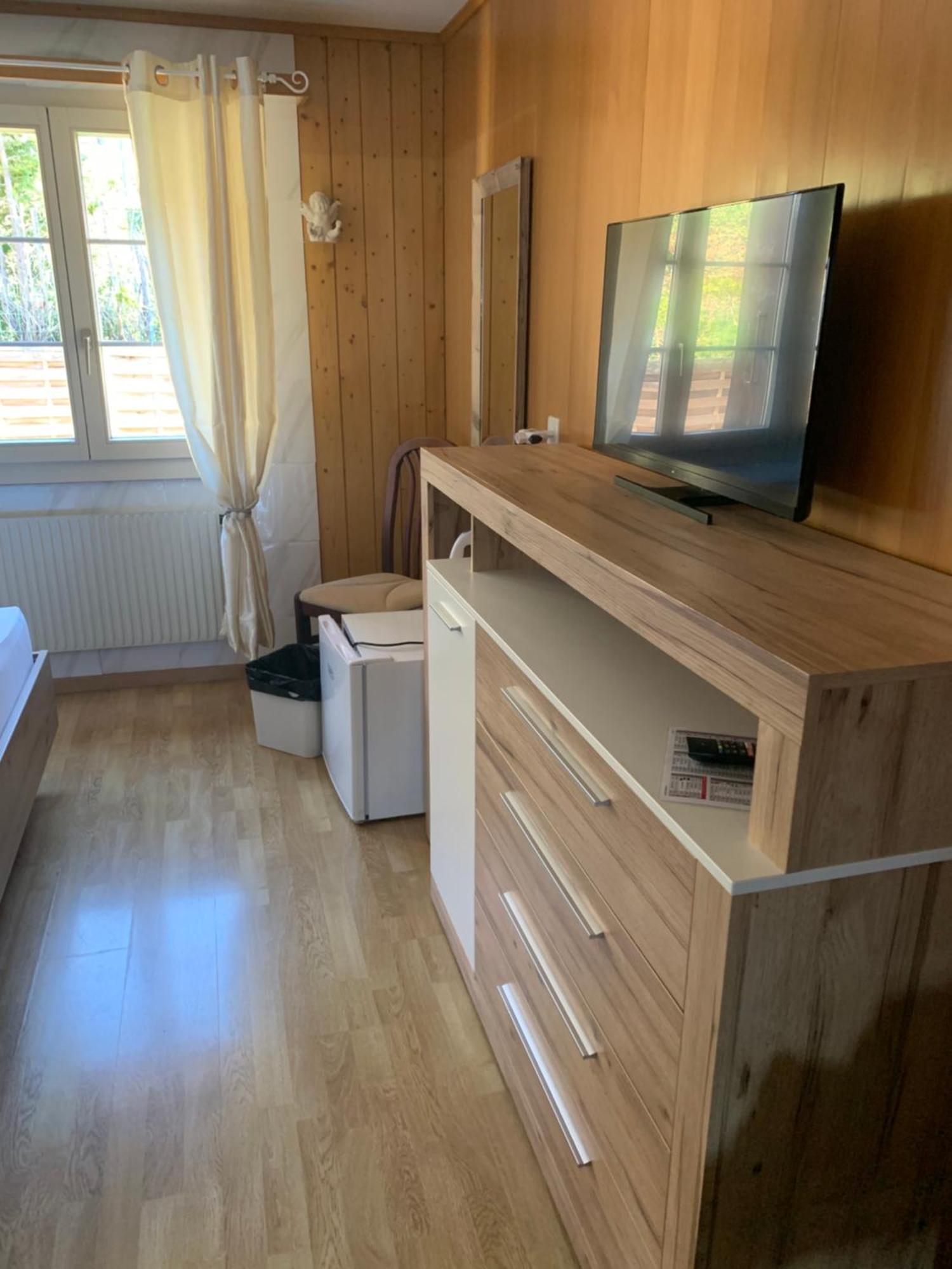 Hotel Roessli Oberried am Brienzersee Luaran gambar